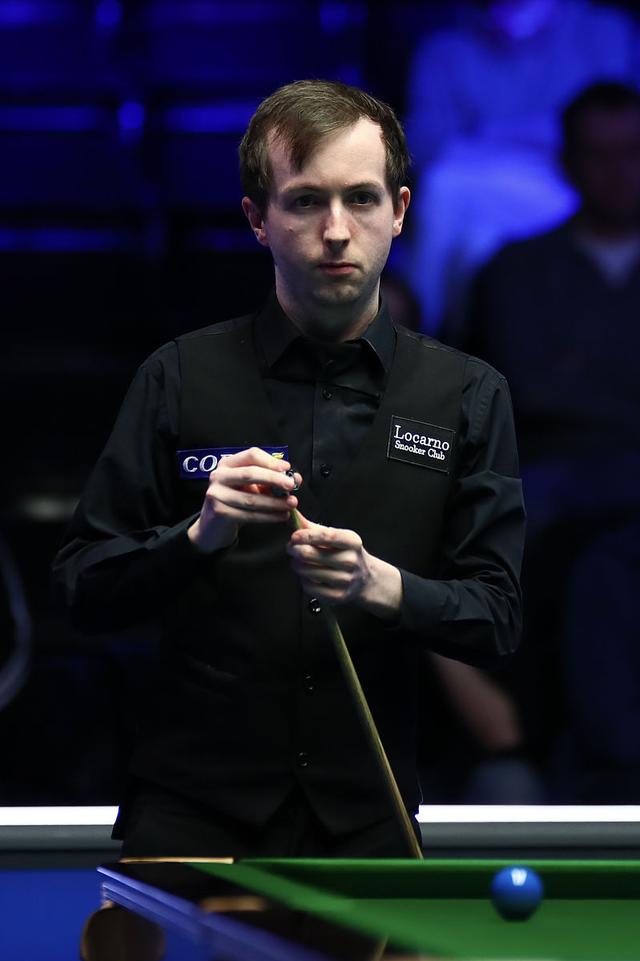 步加大的背 步加大的背