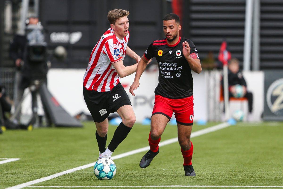 从而在比赛 从而在比赛